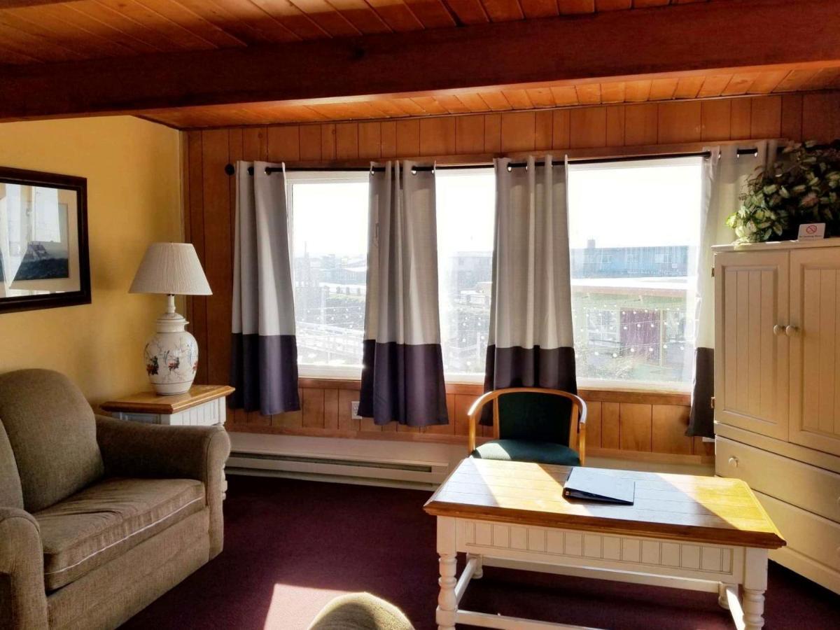 Islander Westport Hotel Buitenkant foto