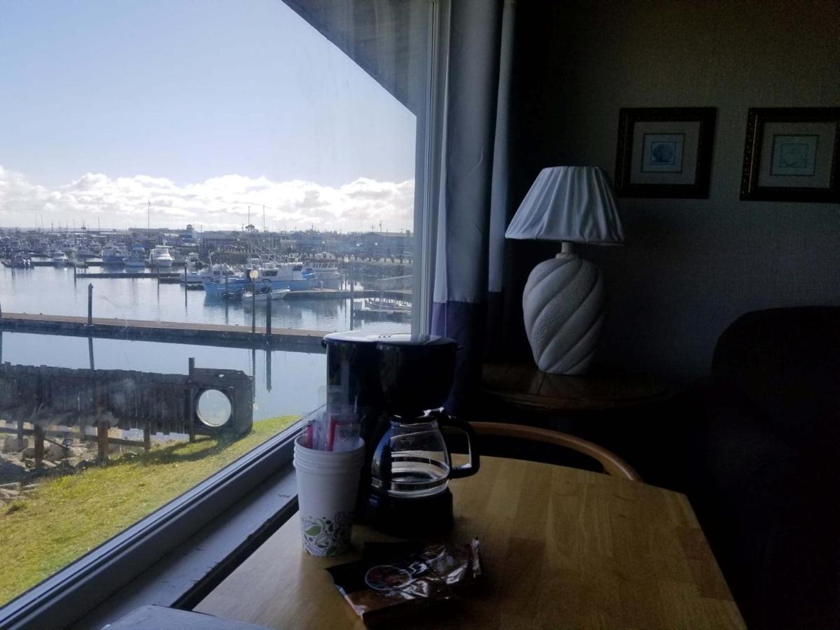 Islander Westport Hotel Buitenkant foto